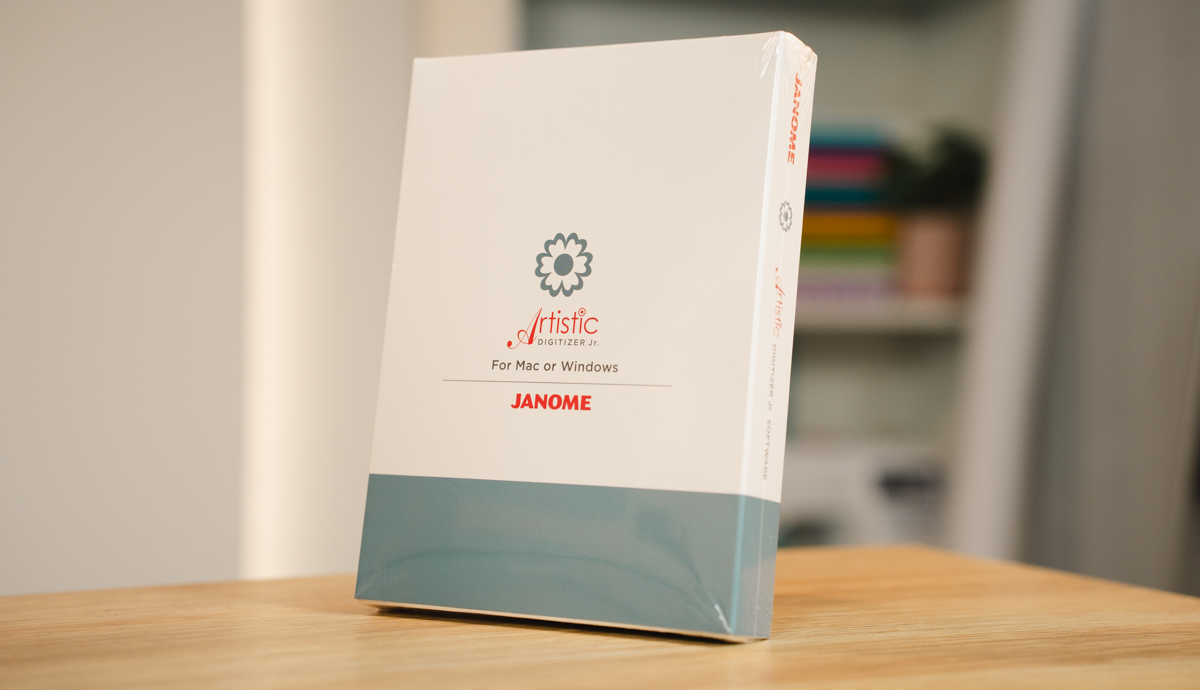 Janome MC550E Artistic Digitizer Jr Software Included in Box