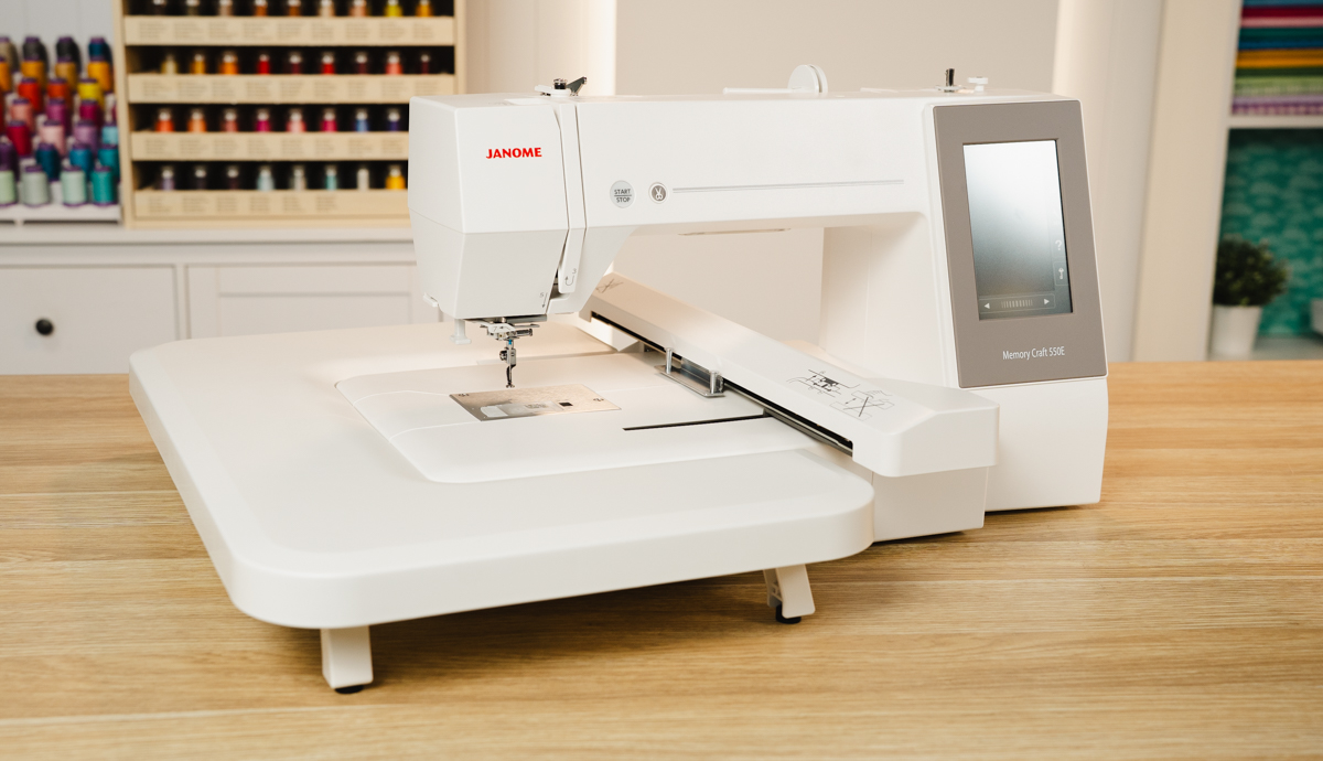 Janome MC550E Extra wide table included