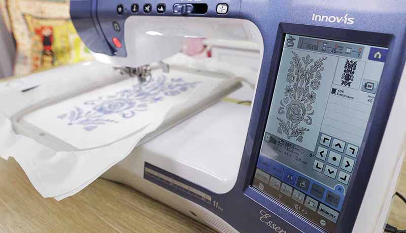 Brother VM5200 Sewing & Embroidery Machine My Custom Stitch