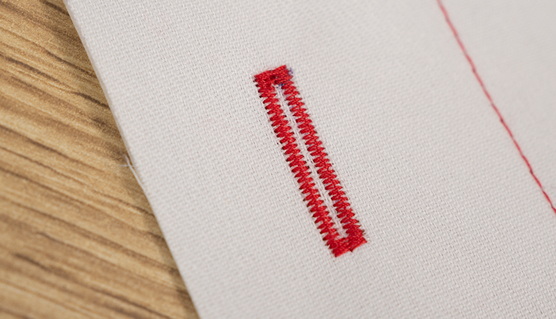 Janome SewSwitch 30 one-step Sensor Buttonhole system