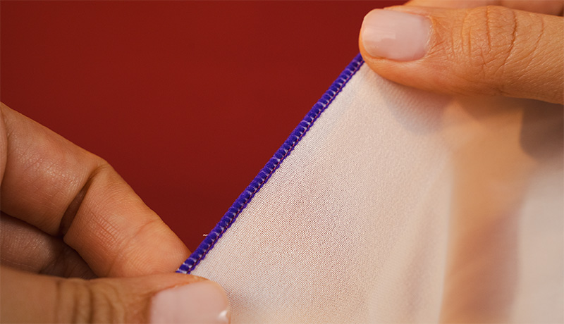 Merrylock MK480 built in narrow rolled hem control