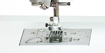 Brother F420 Computerised Sewing Machine