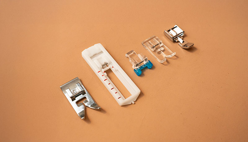 FEIYUE FYe330 Included Presser Feet