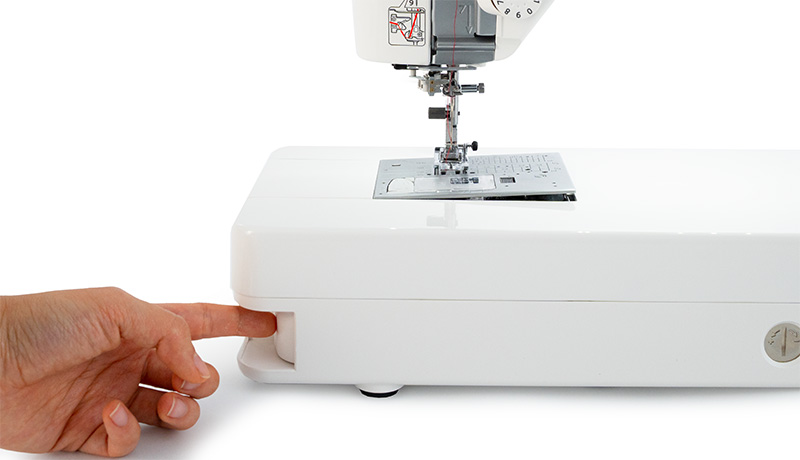 Janome MC6650 One-step needle plate conversion