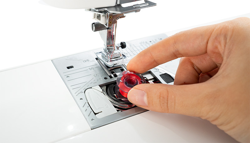 Janome MC6650 Easy set bobbin