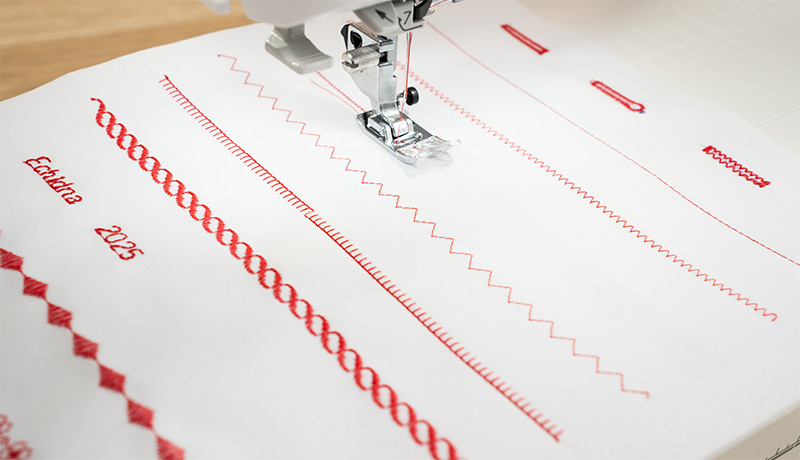 Janome Skyline S3AE 120 Built-In Stitches