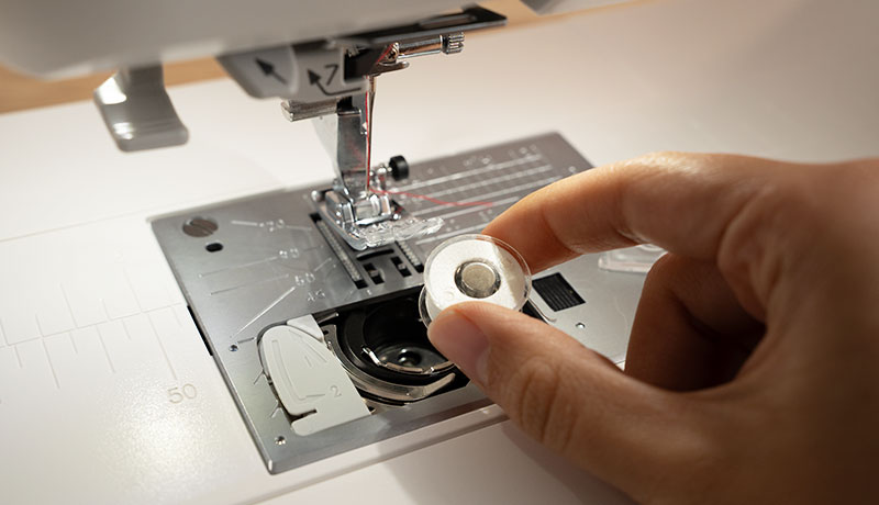 Janome Skyline 3 easy set top-loading bobbin