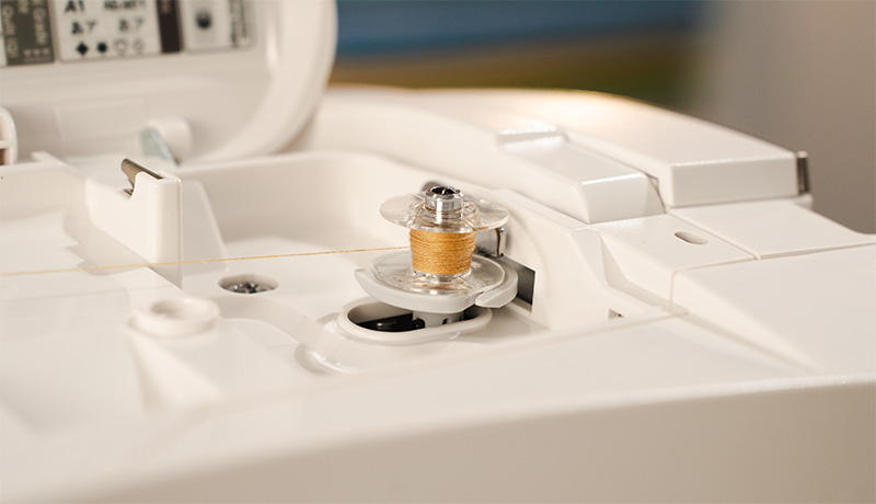 Janome Skyline 8 built-in bobbin winder