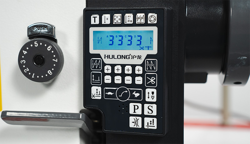 VMA V-0303ED-4 Simple electronic control panel with LCD screen