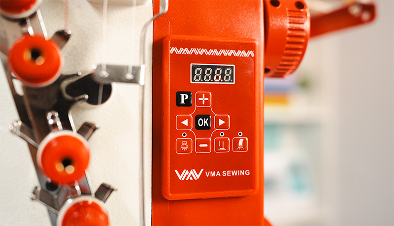 VMA V-561DF LCD Screen with control buttons