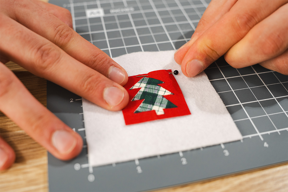 pin fabric to felt