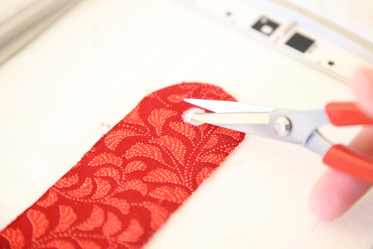 Trim eyelet