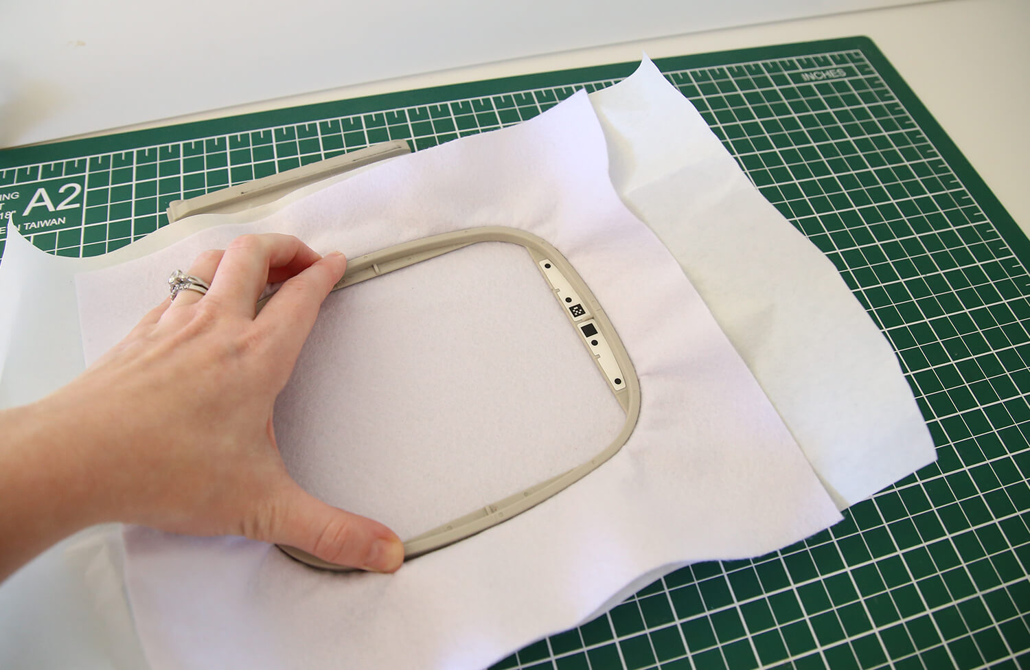 hoop felt and stabilizer