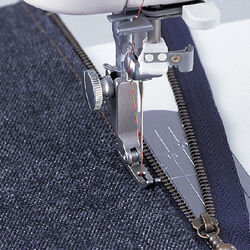 Hinged Zipper Foot for TL Series