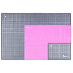 Set of 3 Sizes Pink and Grey Cutting Mats