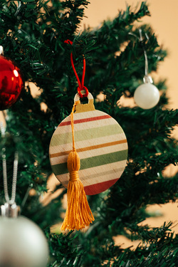 Balsa Wood Christmas Ornament main image